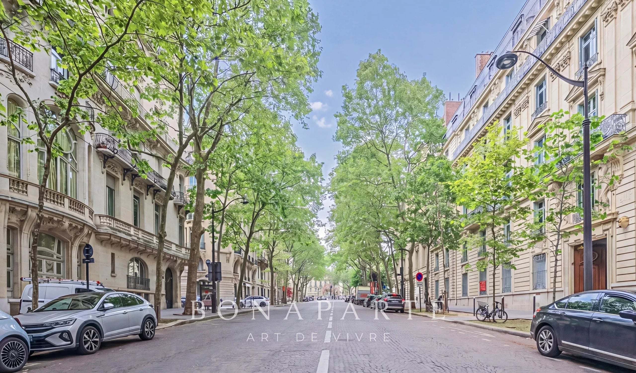 MESSINE/PARC MONCEAU - APPARTEMENT FAMILIAL