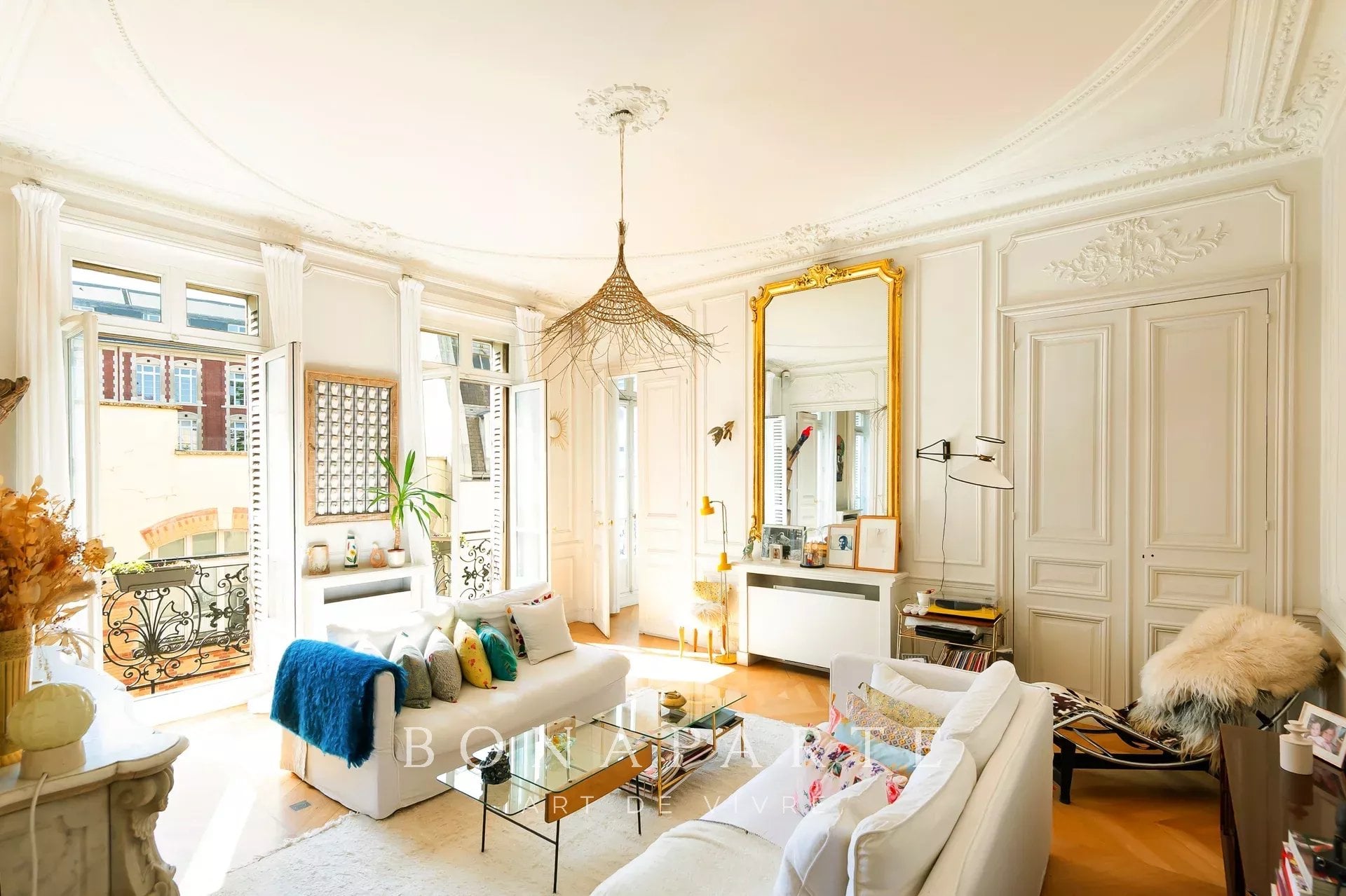 PARIS 10 - APPARTEMENT FAMILIAL