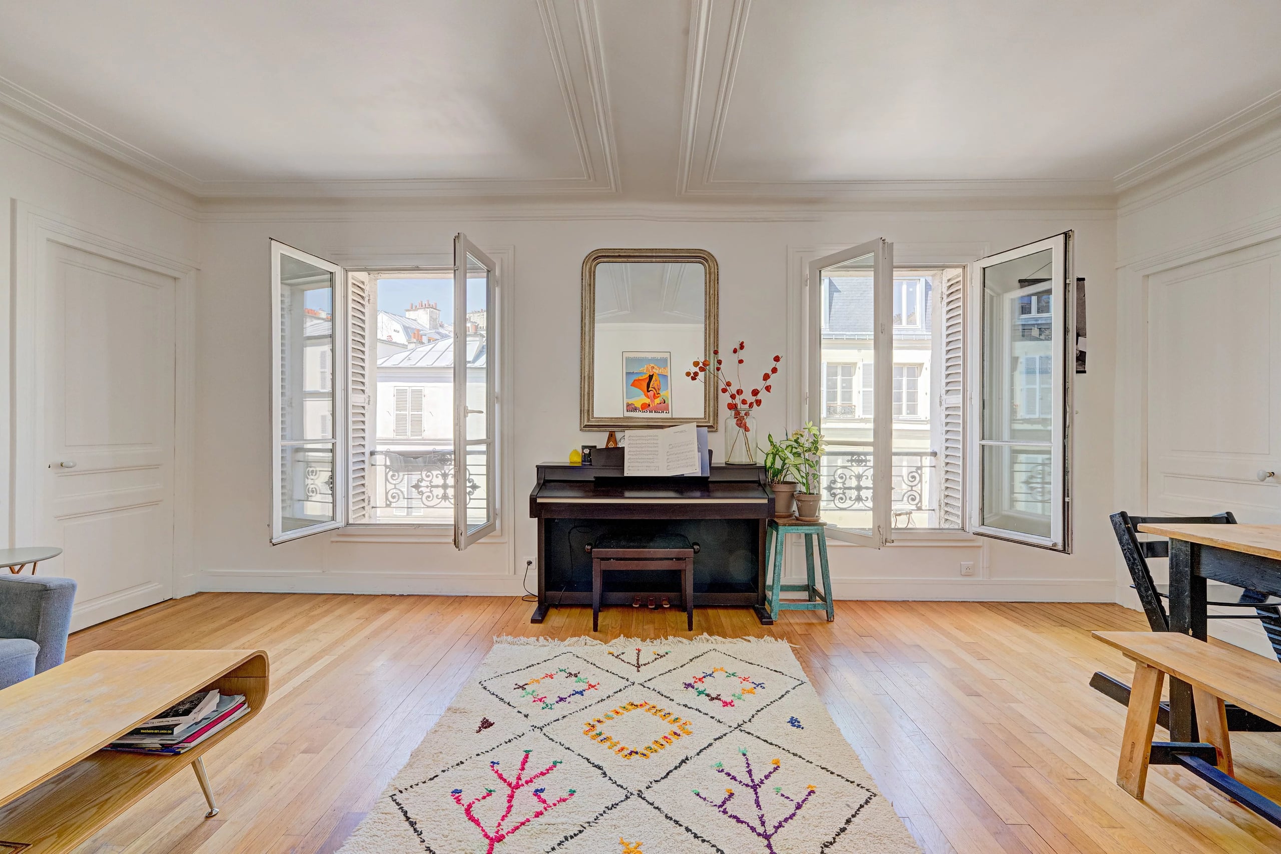 PARIS 18 -  RUE RAMEY - 4 chambres