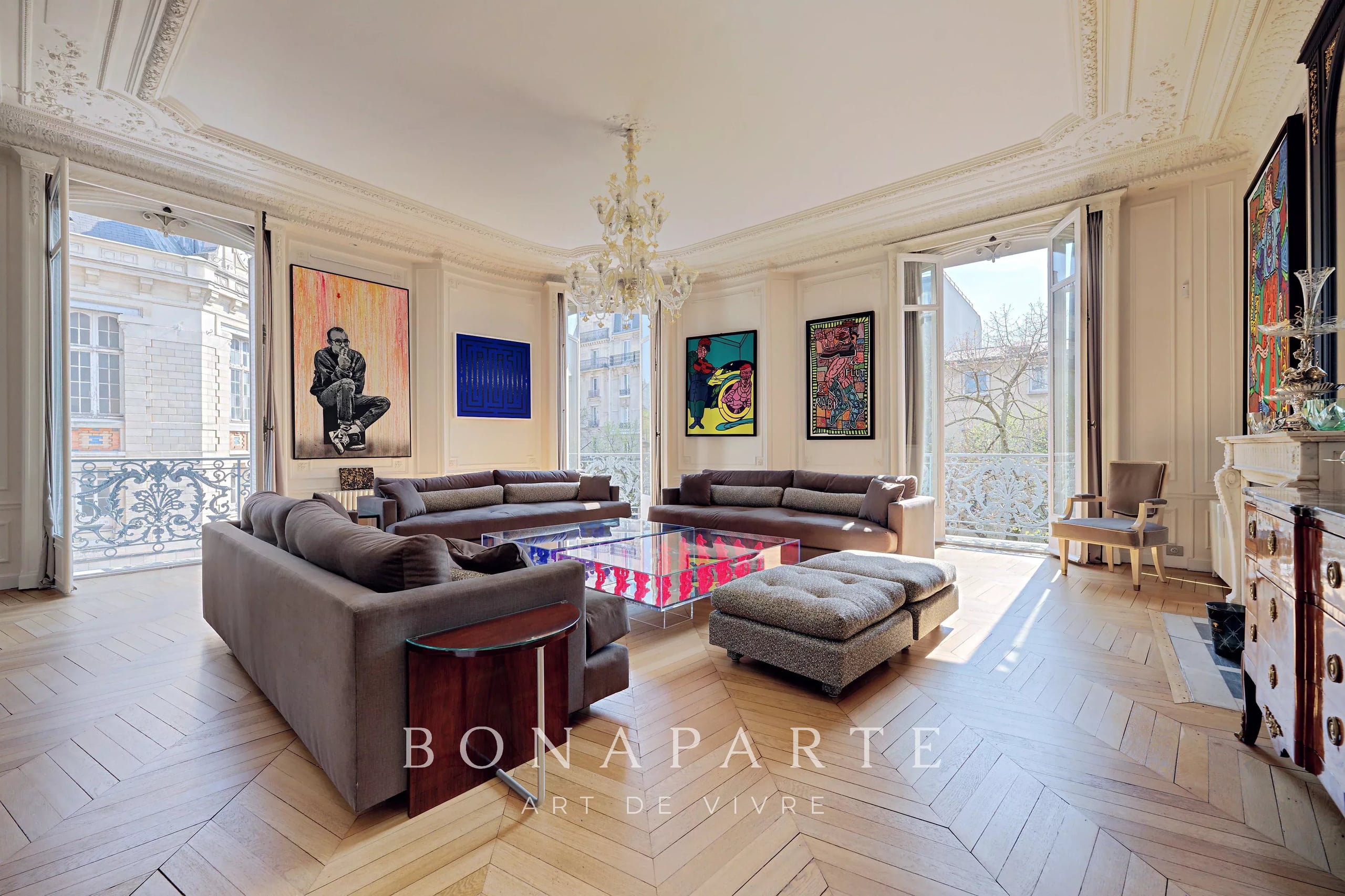 PARIS 11ÈME - APPARTEMENT FAMILIAL ET DE RÉCEPTION